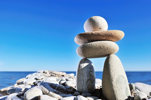 Three gravel formed on the two long stones