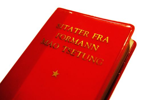 A vintage norwegian edition of Quotations from chairman Mao Tse Tung.
