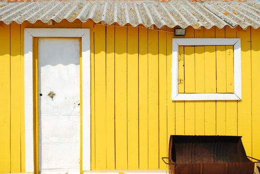 beautiful and traditional fisherman house in the portuguese coast (detail)