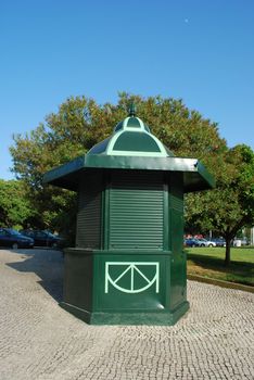 photo of a typical kiosk in a Lisbon park