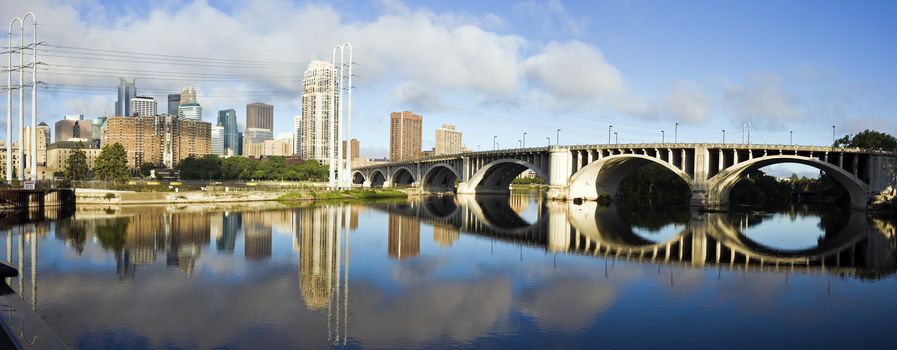 Panoramic Minneapolis - view with Mississippi River