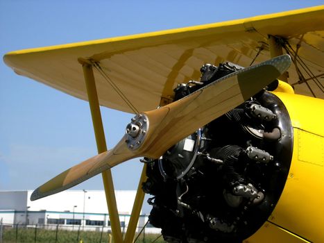Boeing Stearman PT27 - engine and propeller 