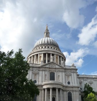 A view of the historic London Cathedral St Pauls.