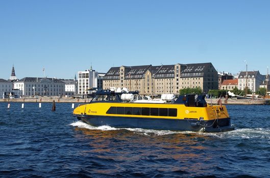 The Copenhagen water bus is one of the options getting around in the old part of town. Copenhagen card, Flexcard and 24-hour ticket are valid without supplementary tickets. 