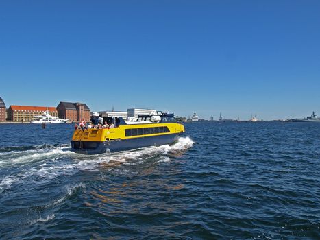 The Copenhagen water bus is one of the options getting around in the old part of town. Copenhagen card, Flexcard and 24-hour ticket are valid without supplementary tickets.