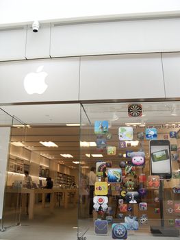 Apple Store at high end mall in Georgia, USA