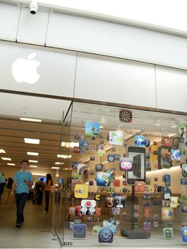 Apple Store at high end mall in Georgia, USA