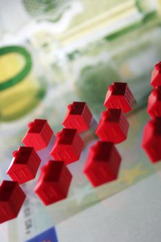 Little houses for Financing, Building or insurances