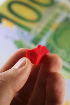Little houses for Financing, Building or insurances