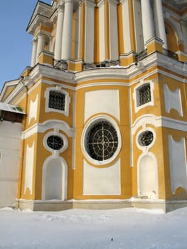 Yellow tower, detail (winter, Russia)
