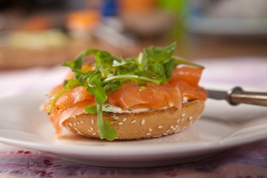 Delicious bagel with creamcheese, salmon and rocket