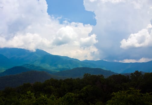 smoky mountains hazy blue skies and the smoke or fog line