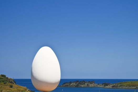 Statue of the egg in salvadore Dali's house