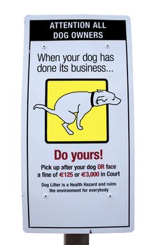 sign warning about fines for dogs fouling