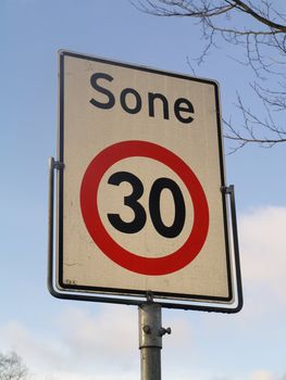 speedlimit sign