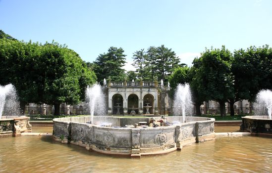 A fountain show in a botanical garden USA