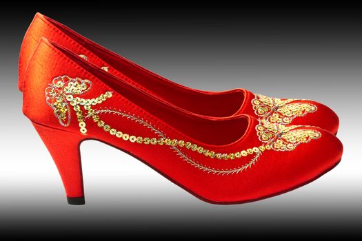 Beautiful chinese embroidered wedding shoes