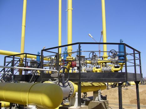 Gas industry, gas injection