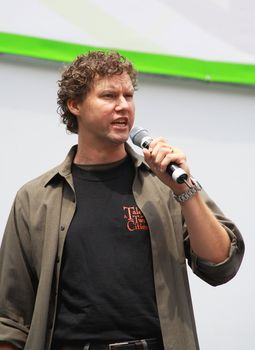 NEW YORK - JULY 31: Actor Kevin Earley performed A Tale of Two Cities at The Broadway in Bryant Park in NYC - a free public event on July 31, 2008  