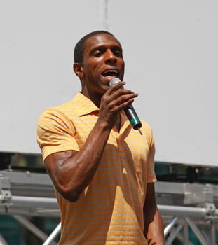 NEW YORK - AUGUST 7: Andre Ward performed Xanadu at The Broadway in Bryant Park in NYC - a free public event on August 7, 2008   