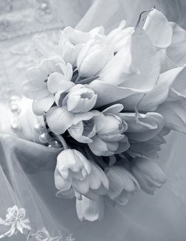 Wedding bouquet from tulips and callas