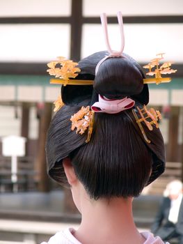 Close up of an interesting and unususal geisha hairdo
