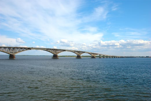 Road bridge over the Volga River in Saratov. 
