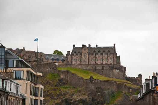 A tour of the city of Edimburgh, view from streets and the hills of this town