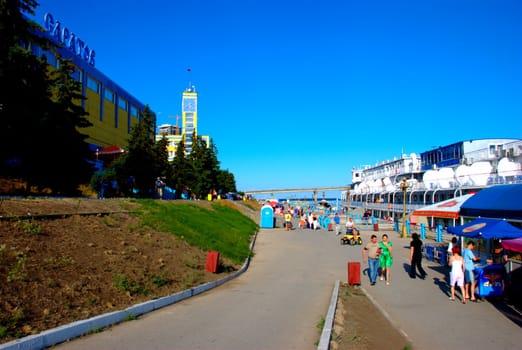 Building a river station on the embankment of the Volga in the Saratov