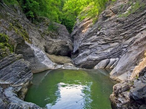 Green river and the bluesky reflection