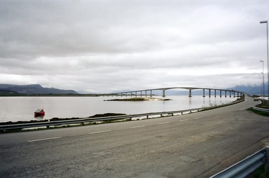 Bridge between Lofonten islands in Norway, winter