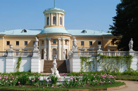 Manor house in Arkhangelskoye, Moscow. View from terraced garden. Horizontal version