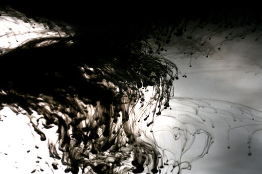 Smoke liquid ink in water