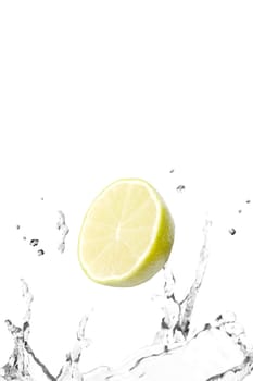 Lime splashing in water