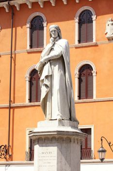 statue of Dante Alighieri in Verona, Italy