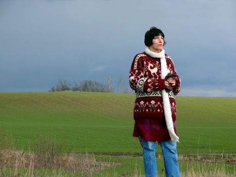 portrait of beatiful woman enjoy nature in spring