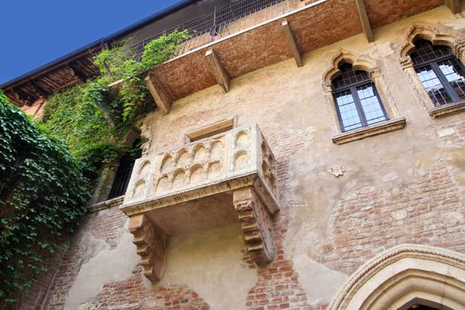 details Romeo and Juliet balcony in Verona, Italy