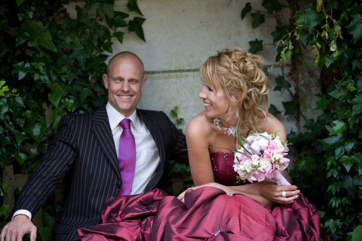 Pretty bride and groom (shallow dof, focus on bride)