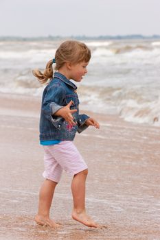 people series: little girl on the beach