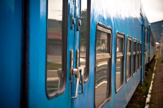 Side view of a inter city train with doors closed