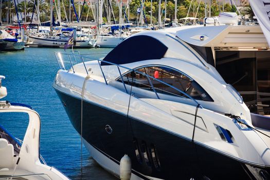 a luxus boat in a port