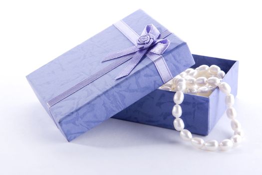 Pearl necklace in gift box 

