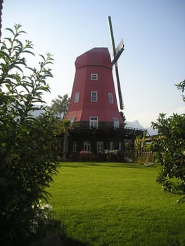 Holland Architecture in Turkey. Hotel "Orange County"