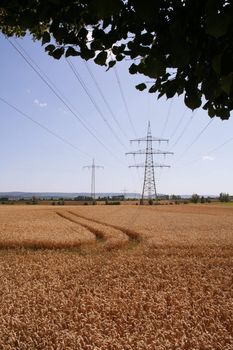 over land energy mast with metal cable