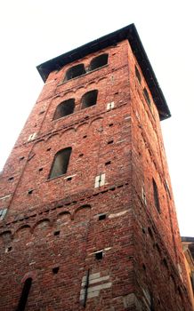 Tower, Milan