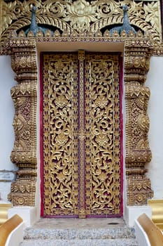 close up Thai carved doors