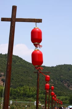 Chinese traditional festival must hang of red lantern
