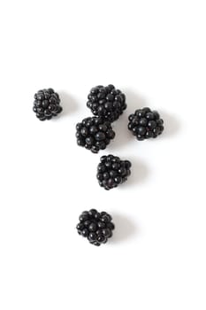 A bunch of healthy blackberries