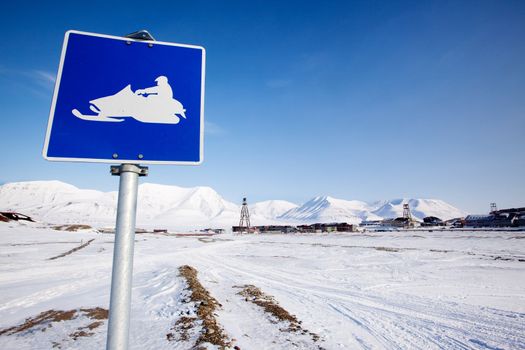 A snowmobile trail sign in Longyearbyen, Svalbard, Norway