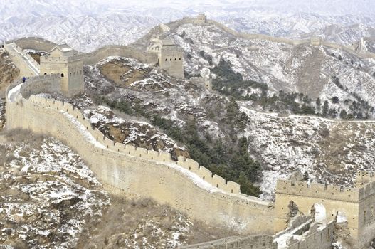 A section of the great wall of china in winter